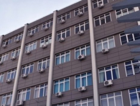 Фасад бизнес-центра Вузовский