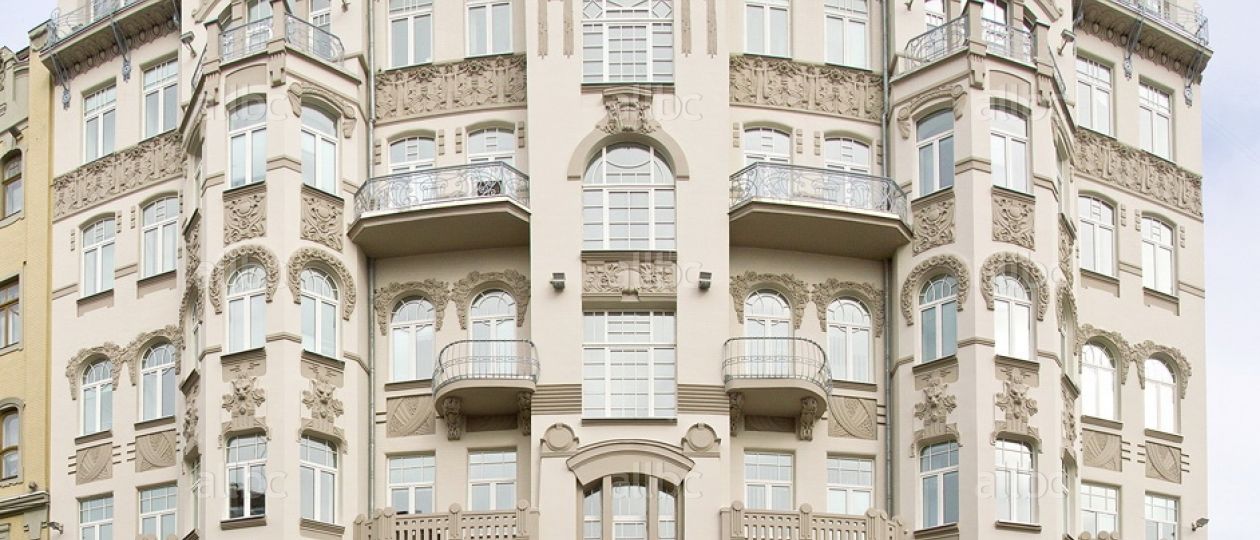 Офисное здание на ул. Ярославов Вал, 14а