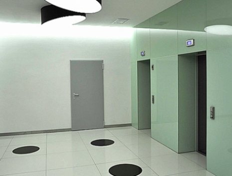Лифты в бизнес-центре Центавр Плаза 2