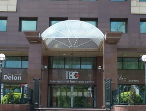 Фасад бизнес-центра IBC