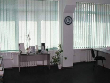 Офисные помещения в бизнес-центре Лессор