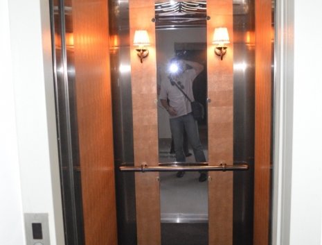 Лифт офисного здания в пер. Бутышева, 23